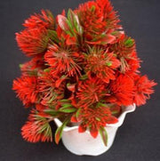 Artificial Christmas Tree (Red) - Nainileaf