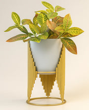 Nainileaf Metal Pot with Gold Stand