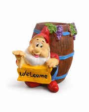 Nainileaf Santa with Basket Raisin Pot